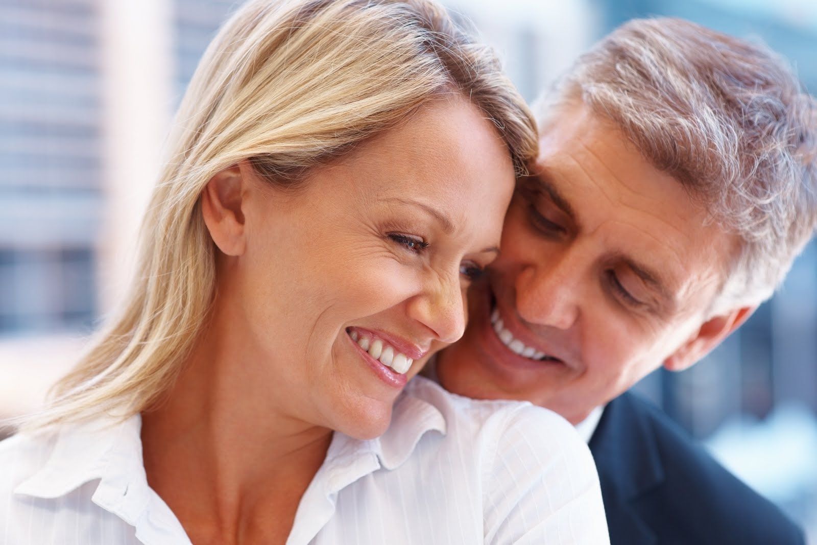 Best Online Dating Apps and Sites in 2025